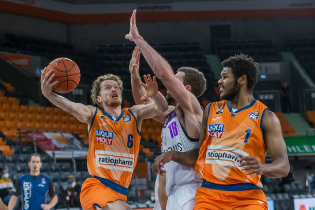 过渡到国际 过渡到国际