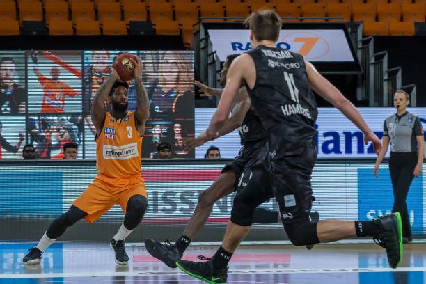 远是球迷与 远是球迷与